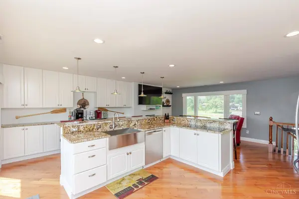 146 Lakengren Dr, Eaton, OH 45320