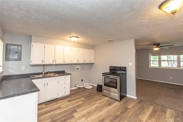 6111 Rosebury Drive, Huber Heights, OH 45424