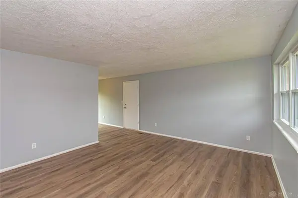 7613 Damascus Drive, Huber Heights, OH 45424