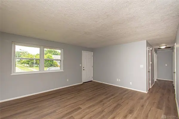 7613 Damascus Drive, Huber Heights, OH 45424