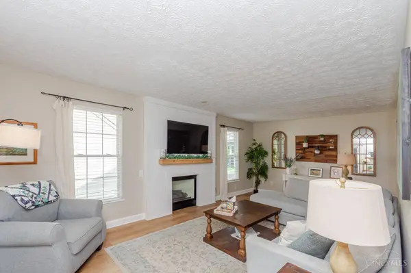 44 Christman St, Springboro, OH 45066