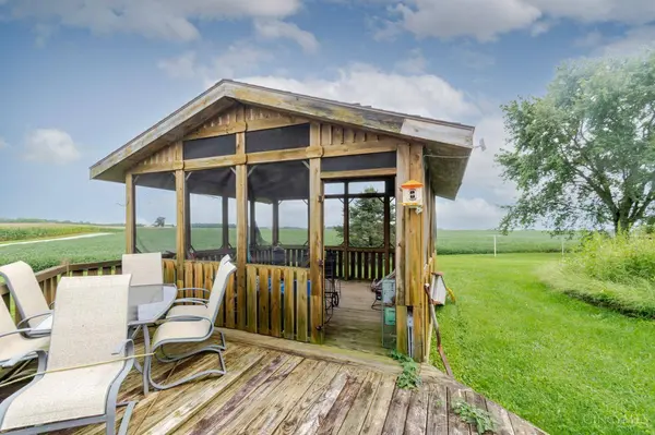 3142 Paint Creek Rd, Eaton, OH 45320