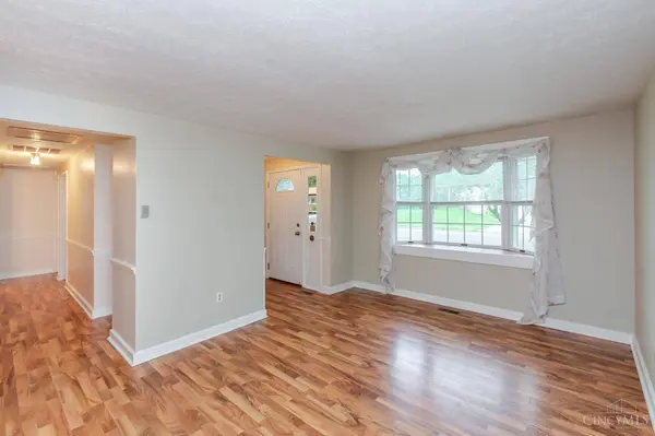 307 Flanders Ave, Brookville, OH 45309