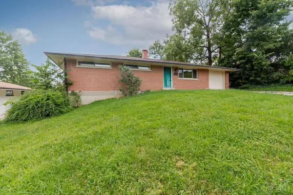 626 Upland Dr, West Carrollton, OH 45449