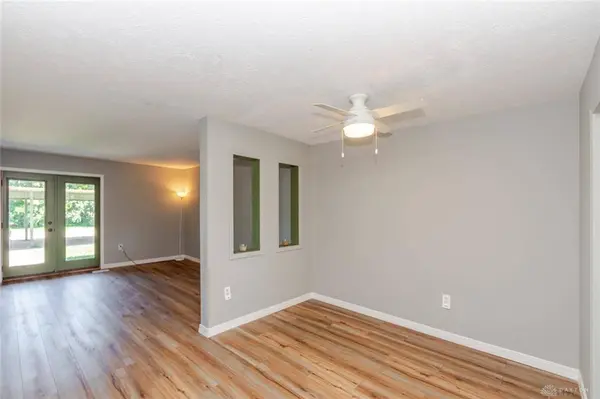 7816 Betsy Ross Circle, Centerville, OH 45459