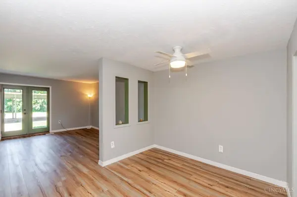 7816 Betsy Ross Cir, Washington Twp, OH 45459
