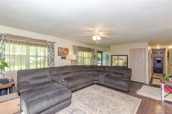 446 Woodside Drive, West Alexandria, OH 45381