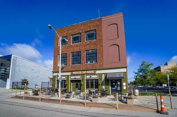 135 E Second St
