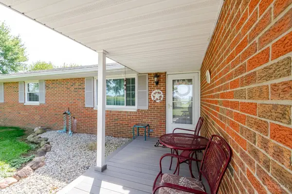 3370 Scheyhing Rd, Lewisburg, OH 45338