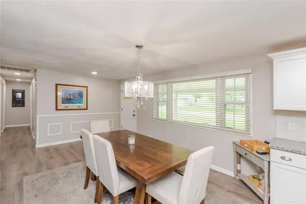 20 Bristol Drive, Centerville, OH 45458