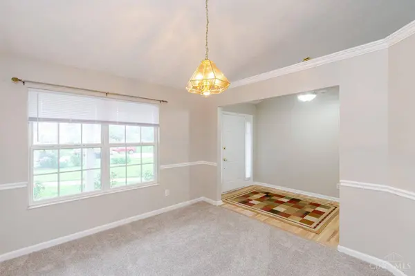 2287 Appleblossom Dr, Miamisburg, OH 45342