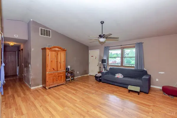 32 Valhalla Dr, Eaton, OH 45320