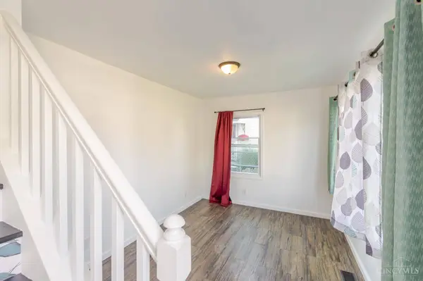 2014 W Bataan Dr, Kettering, OH 45420