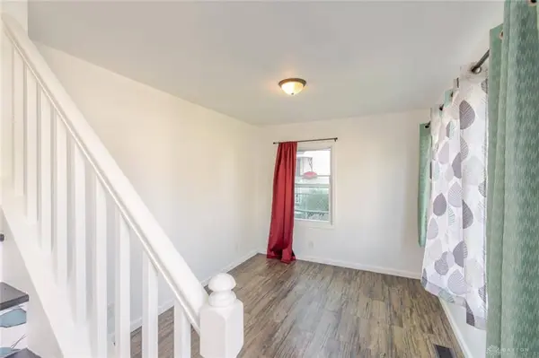 2014 W Bataan Drive, Kettering, OH 45420