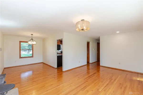 198 Lakengren Drive, Eaton, OH 45320
