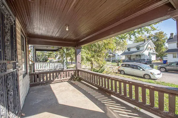 843 St Agnes Ave, Dayton, OH 45402