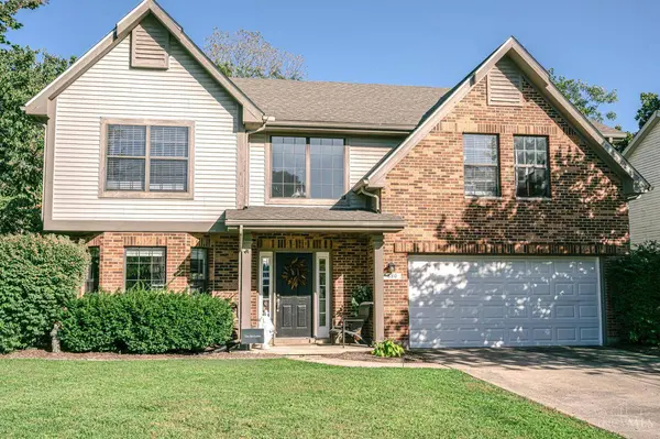 680 Golf View Ct, Vandalia, OH 45377