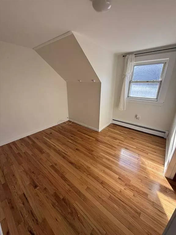 14 Enon St #3, Beverly, MA 01915