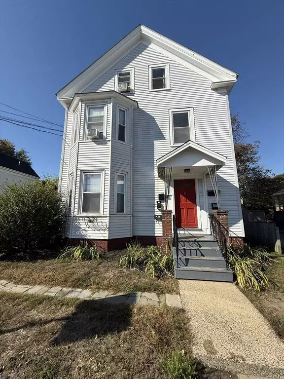 14 Enon St #3, Beverly, MA 01915