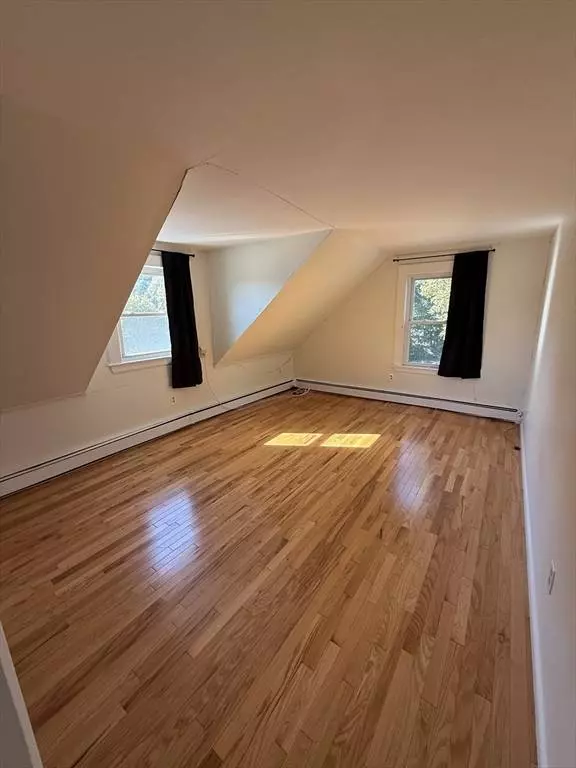 14 Enon St #3, Beverly, MA 01915