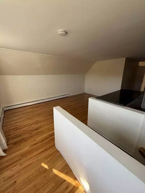 14 Enon St #3, Beverly, MA 01915