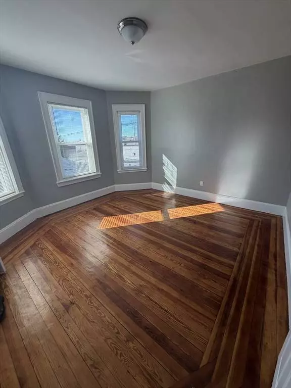 49 Federal St #3, Beverly, MA 01915