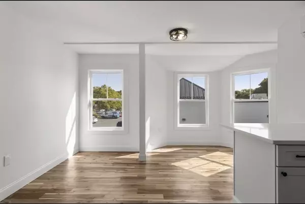 8 Enon St #203, Beverly, MA 01915