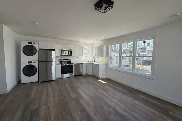 371 Cabot #201, Beverly, MA 01915