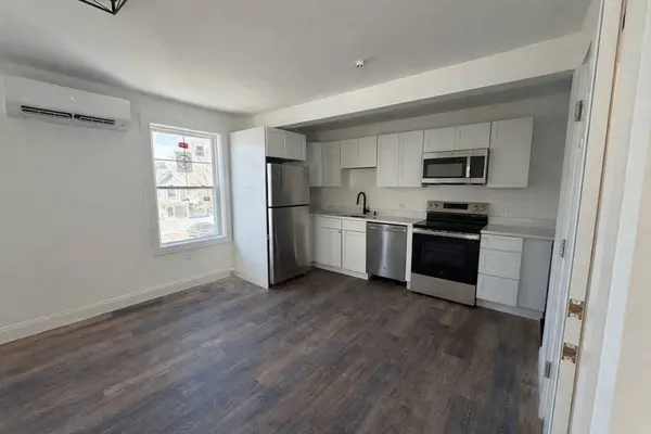 371 Cabot #202, Beverly, MA 01915