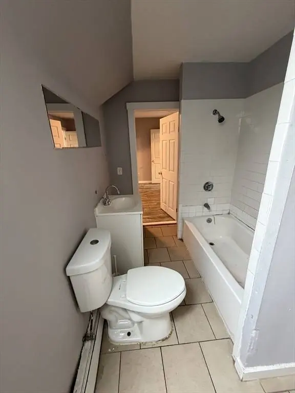 43 Adams St #3, Lynn, MA 01902