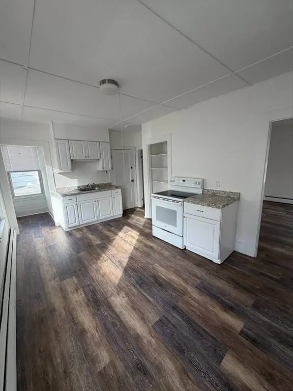 45 Elliot St #2, Beverly, MA 01915