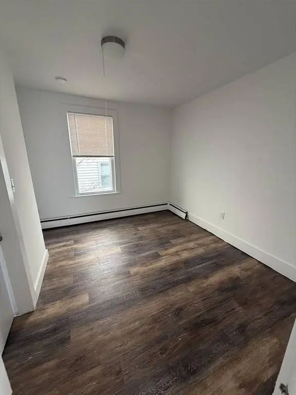 45 Elliot St #2, Beverly, MA 01915