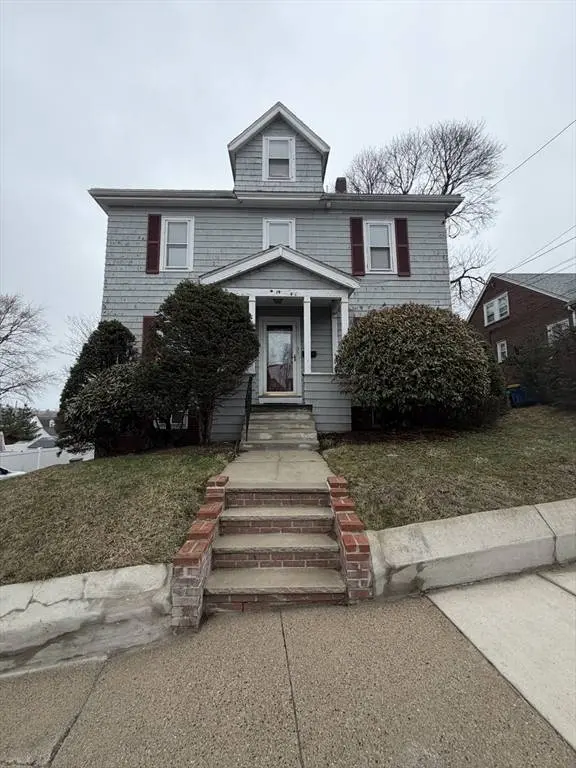 35 Fairview St #2, Winthrop, MA 02152