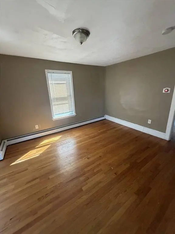 10 Neptune St Ct #2, Lynn, MA 01905