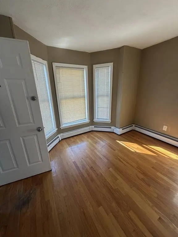 10 Neptune St Ct #2, Lynn, MA 01905