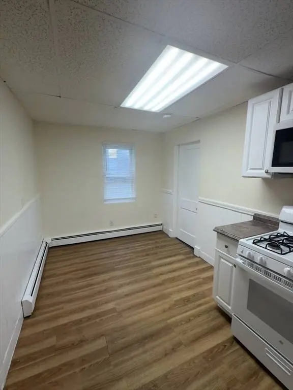 14 Park #B, Salem, MA 01970
