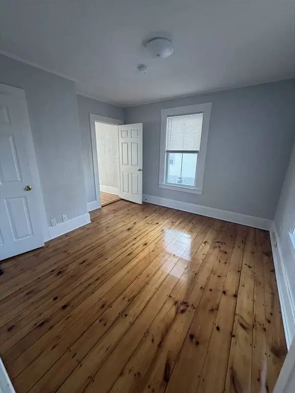 13 Knowlton St #2, Beverly, MA 01915