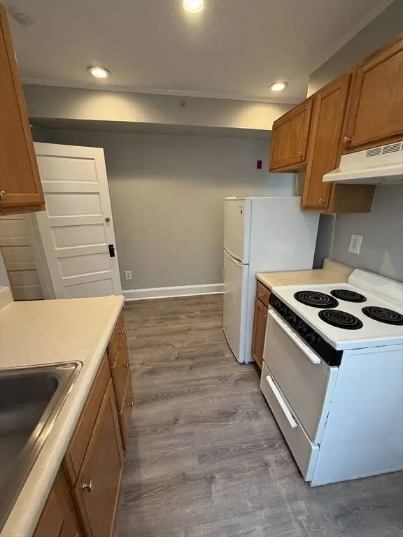 250 Washington St #7, Salem, MA 01970