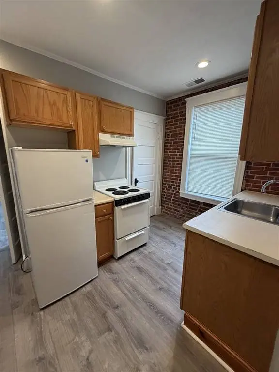 250 Washington St #7, Salem, MA 01970
