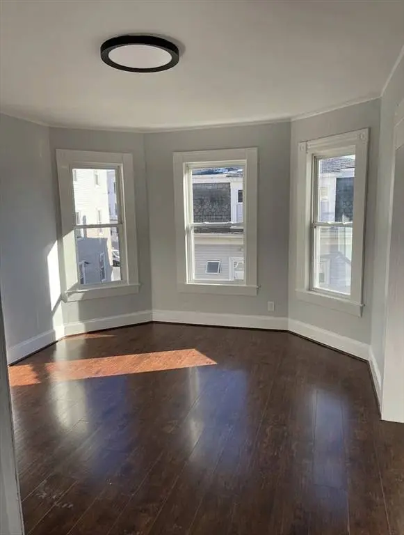 9 Rogers Ave #1, Lynn, MA 01902