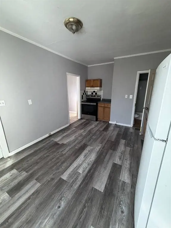 43 Adams St #2, Lynn, MA 01902