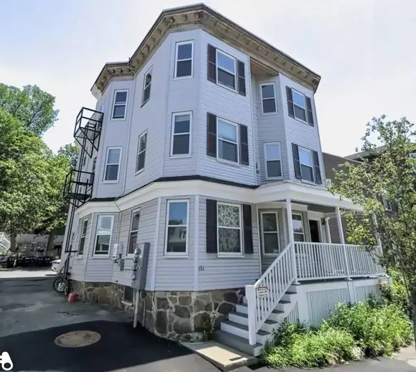 333 Cabot St #2R, Beverly, MA 01915
