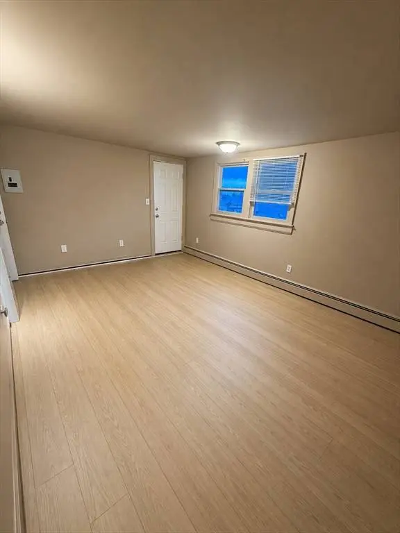 5 Cliff St #5, Beverly, MA 01915