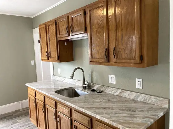 13 Knowlton St #2, Beverly, MA 01915