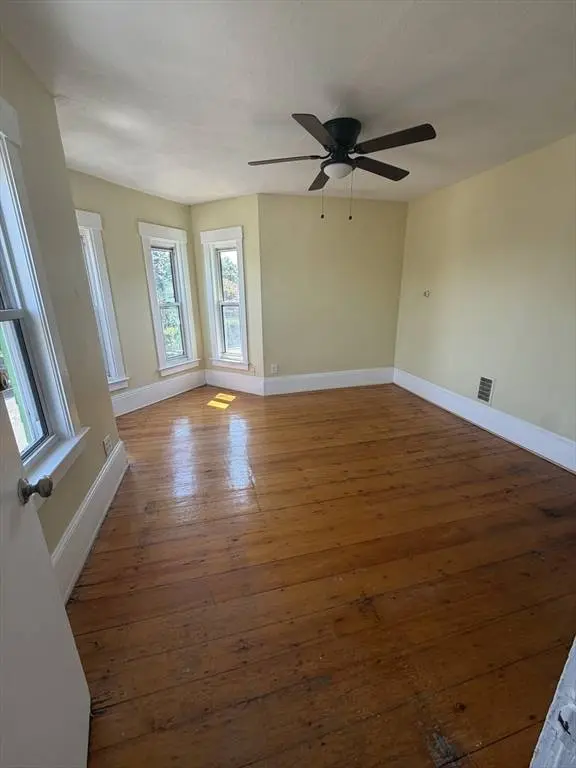 8 Wilson St #3, Lynn, MA 01902