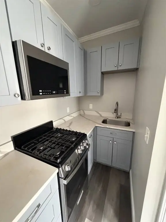 16 Magnolia Ave #12