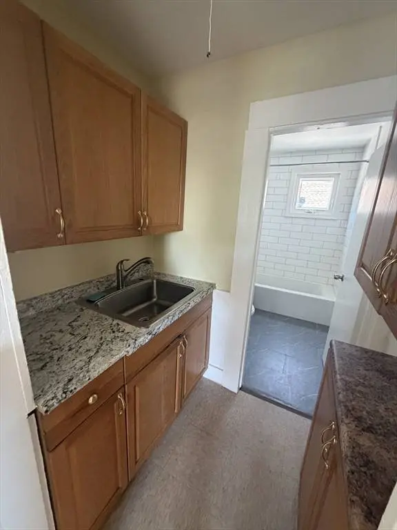 8 Wilson St #3, Lynn, MA 01902