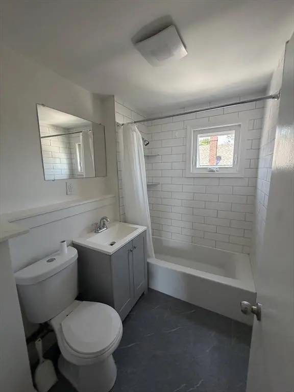 8 Wilson St #3, Lynn, MA 01902