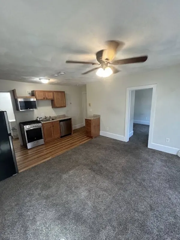 12 Summer St #3, Salem, MA 01970