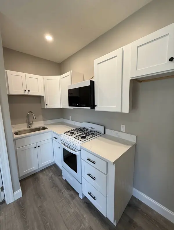16 Magnolia Ave #11, Gloucester, MA 01930